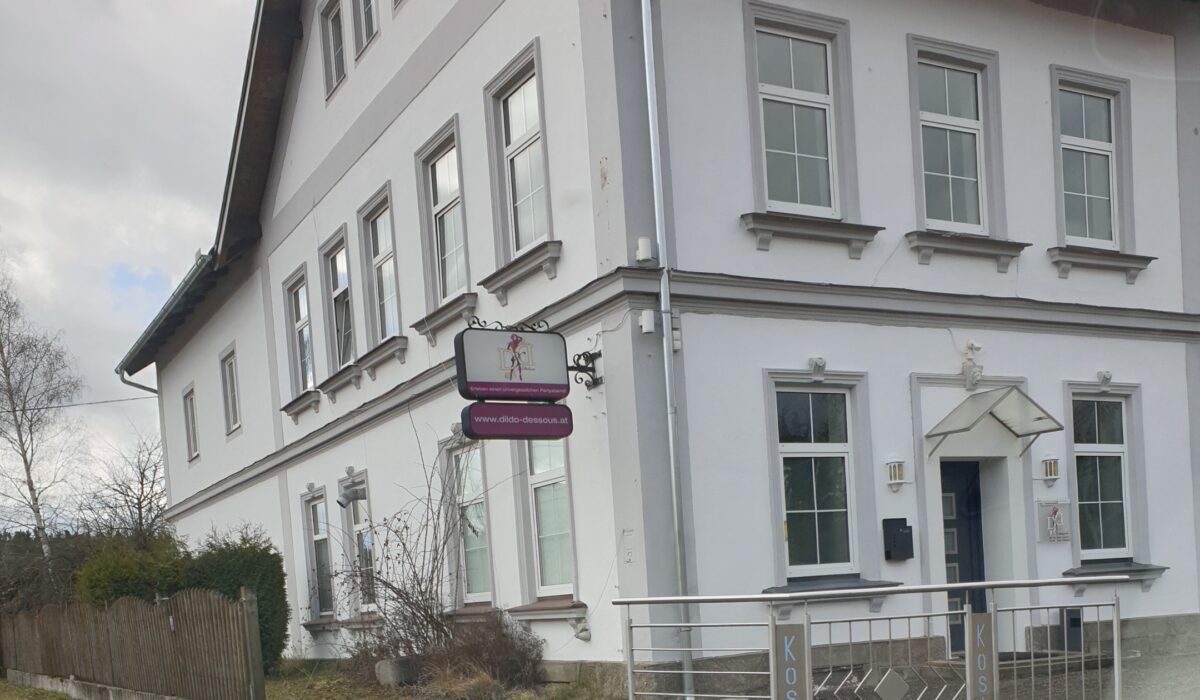 Geschäftsgebäude in Drautendorf 2018 Geschäftsgebäude in Drautendorf 2018